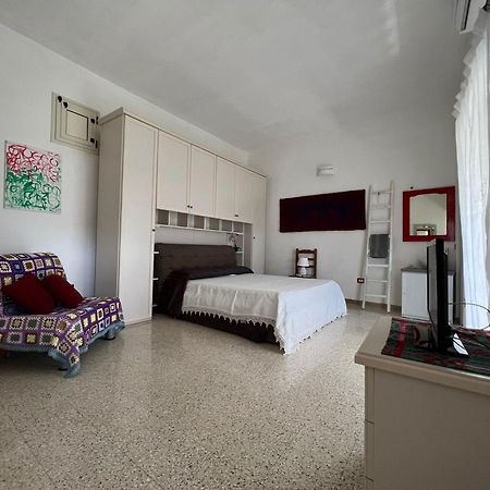 Casa Corte Della Liberta أودجانو لا كييزا الغرفة الصورة